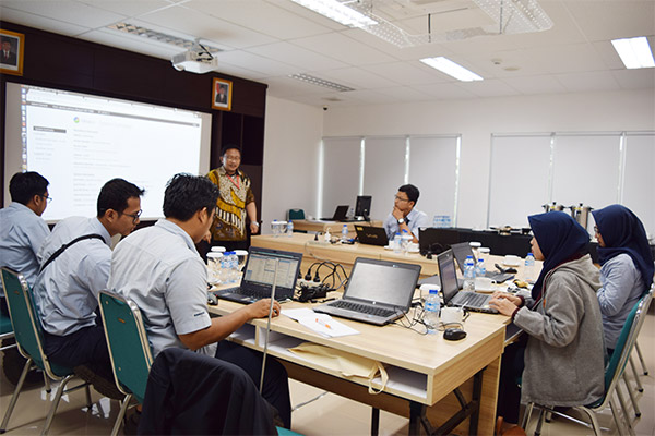 Training Data Management System – PT Komatsu Indonesia